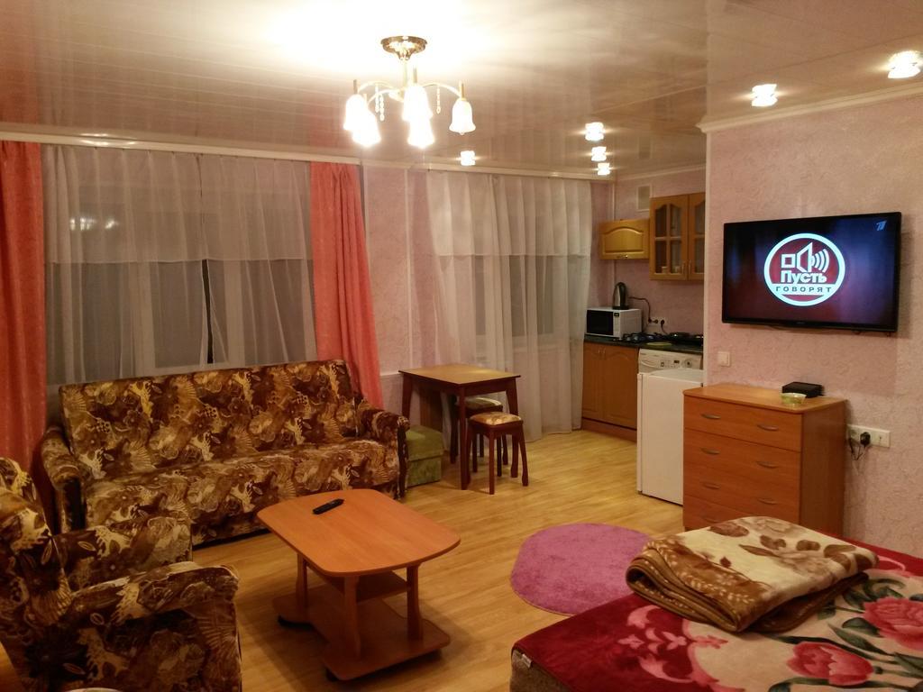 Apartment Na Oktyabrskoi 摩尔曼斯克 外观 照片